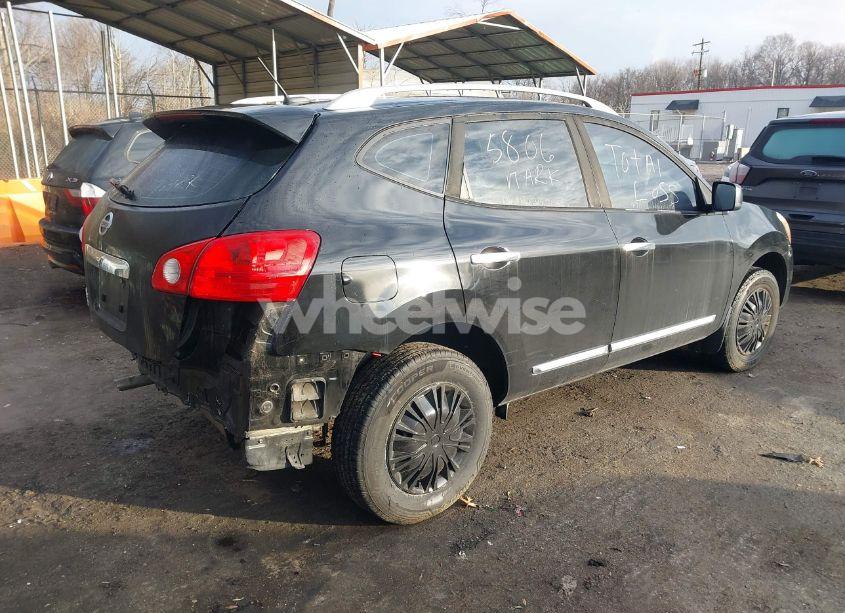 Photo 4 of 2015 Nissan Rogue SELECT S (VIN JN8AS5MT2FW163209)