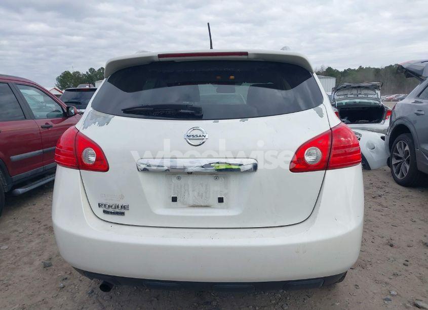 Photo 17 of 2015 Nissan Rogue SELECT S (VIN JN8AS5MT2FW164800)