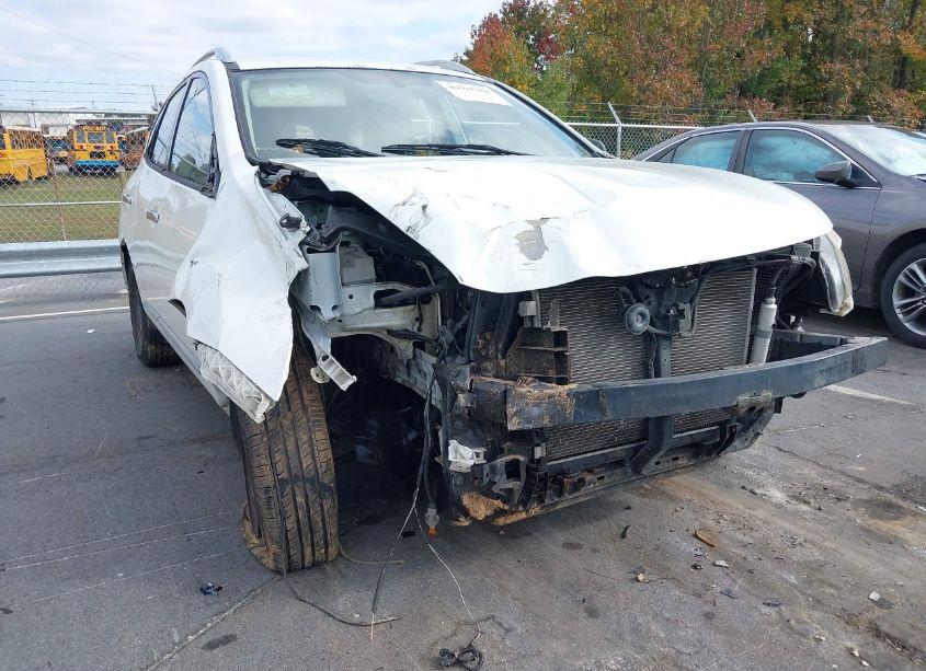 Photo 6 of 2015 Nissan Rogue SELECT S (VIN JN8AS5MT2FW650572)