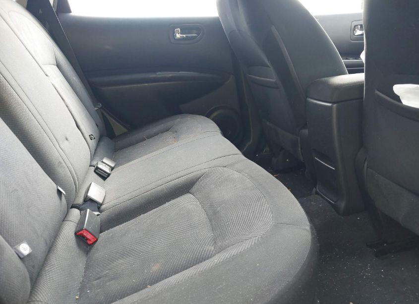 Photo 8 of 2015 Nissan Rogue SELECT S (VIN JN8AS5MT2FW650572)