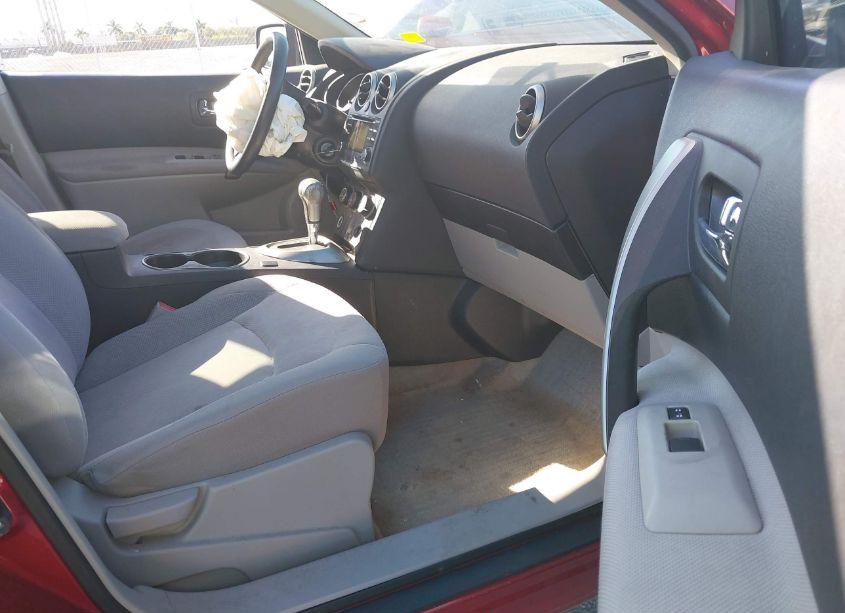 Photo 5 of 2015 Nissan Rogue SELECT S (VIN JN8AS5MT2FW653116)