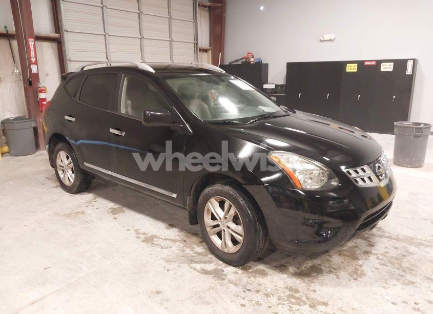 2015 Nissan Rogue SELECT S (VIN JN8AS5MT2FW655528) main photo
