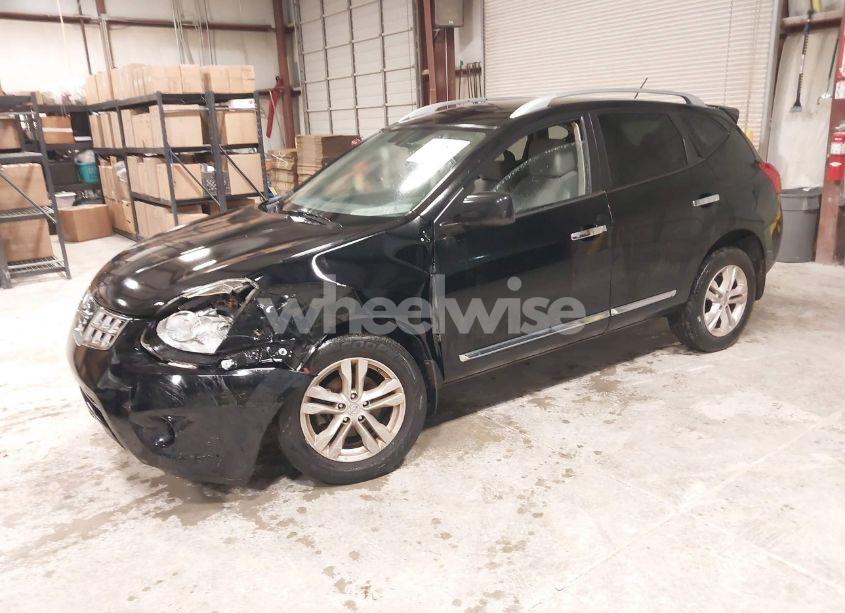 Photo 2 of 2015 Nissan Rogue SELECT S (VIN JN8AS5MT2FW655528)