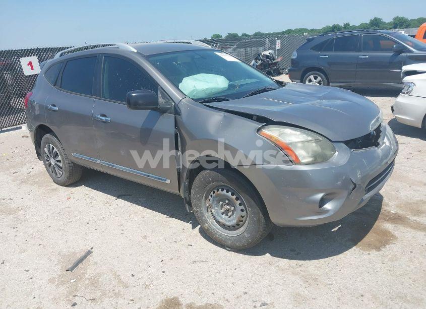 2015 Nissan Rogue SELECT S (VIN JN8AS5MT2FW655626) main photo