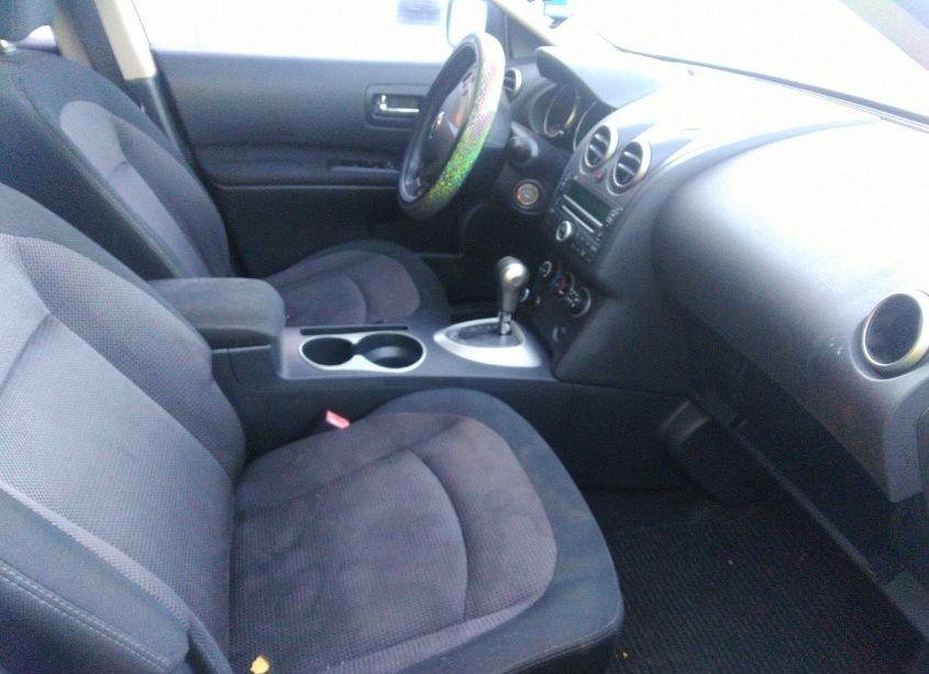 Photo 5 of 2010 Nissan Rogue SL (VIN JN8AS5MT3AW000965)