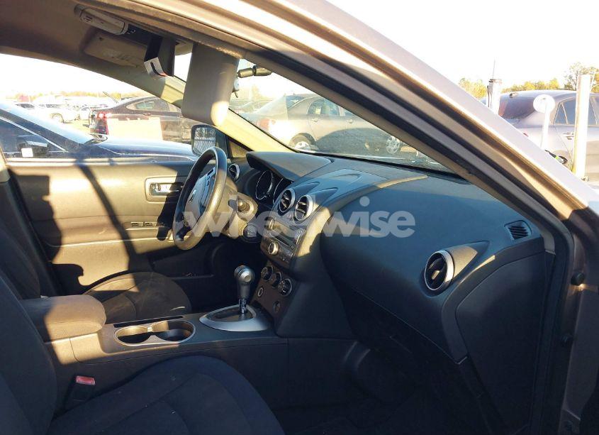 Photo 5 of 2010 Nissan Rogue S KROM EDITION (VIN JN8AS5MT3AW009438)