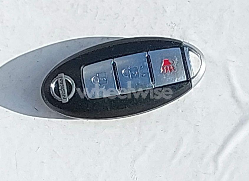 Photo 11 of 2010 Nissan Rogue SL (VIN JN8AS5MT3AW016616)