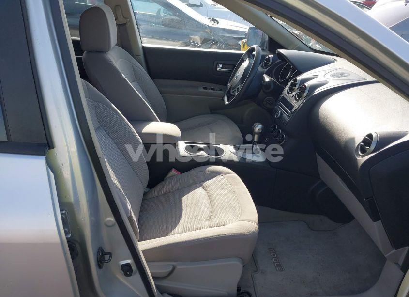 Photo 5 of 2010 Nissan Rogue SL (VIN JN8AS5MT3AW016616)