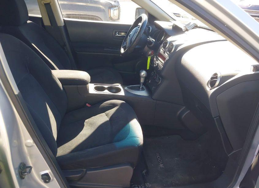 Photo 5 of 2010 Nissan Rogue S (VIN JN8AS5MT3AW507316)