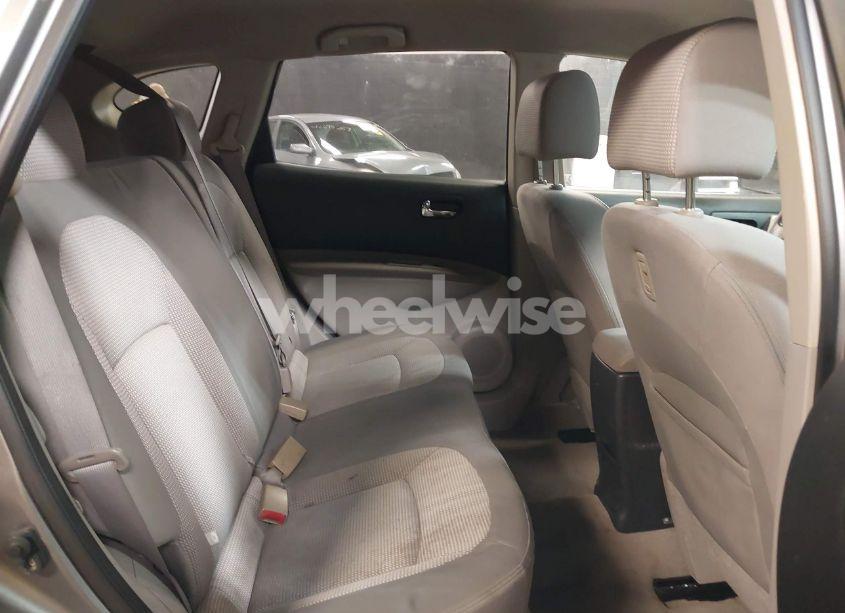 Photo 8 of 2010 Nissan Rogue S (VIN JN8AS5MT3AW507414)