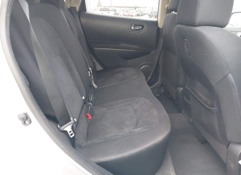 Photo 8 of 2010 Nissan Rogue S (VIN JN8AS5MT3AW507686)