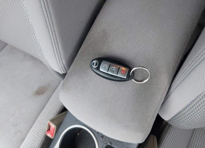 Photo 11 of 2011 Nissan Rogue SV (VIN JN8AS5MT3BW163133)