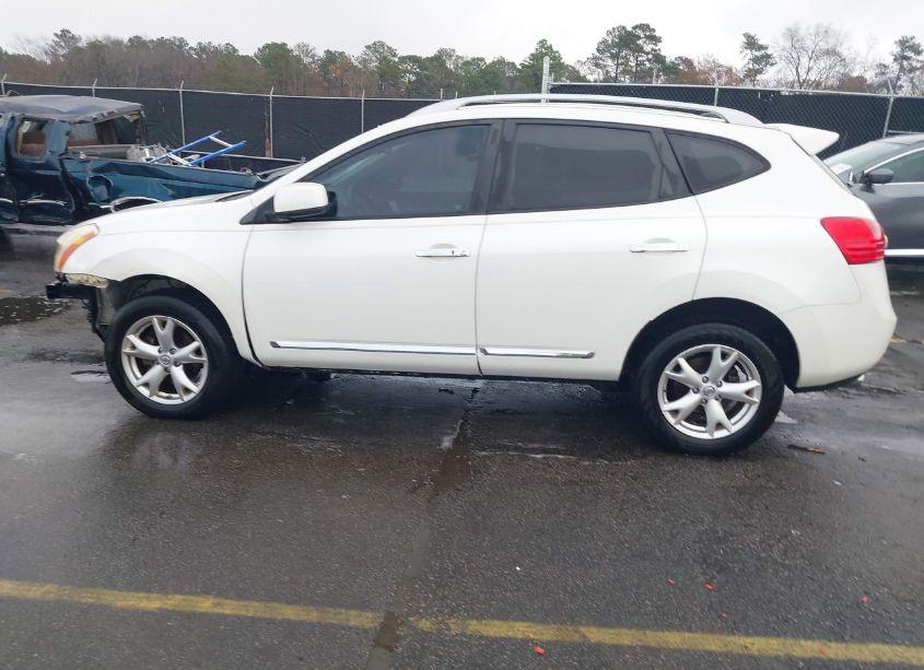 Photo 15 of 2011 Nissan Rogue SV (VIN JN8AS5MT3BW163133)