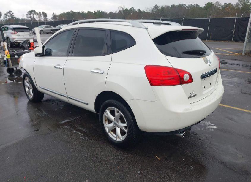 Photo 3 of 2011 Nissan Rogue SV (VIN JN8AS5MT3BW163133)