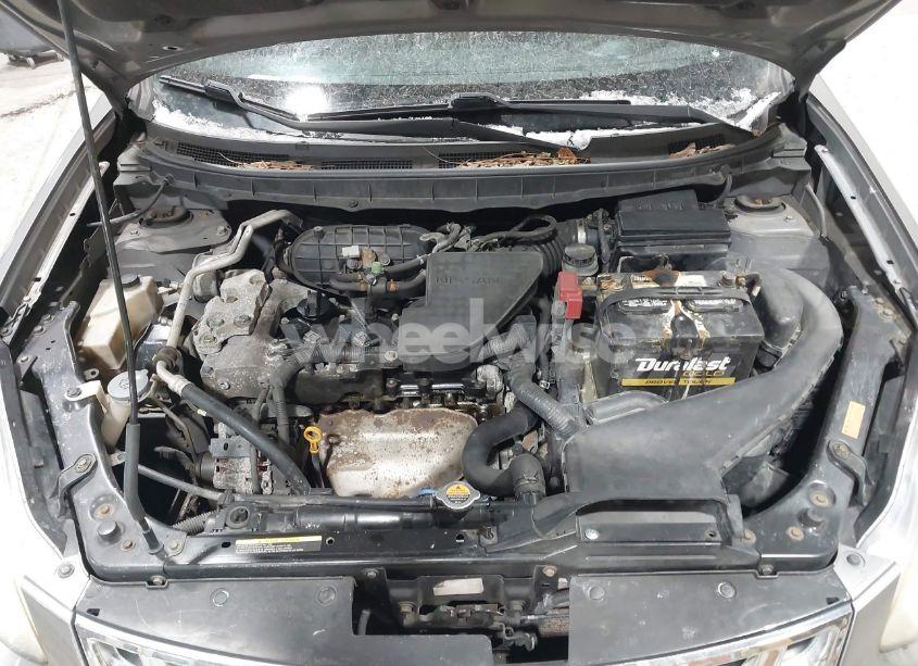 Photo 10 of 2011 Nissan Rogue SV (VIN JN8AS5MT3BW166338)