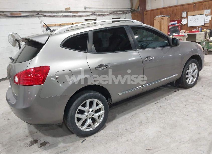 Photo 4 of 2011 Nissan Rogue SV (VIN JN8AS5MT3BW166338)