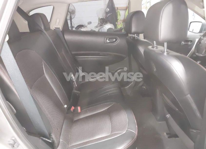 Photo 8 of 2011 Nissan Rogue SV (VIN JN8AS5MT3BW166338)
