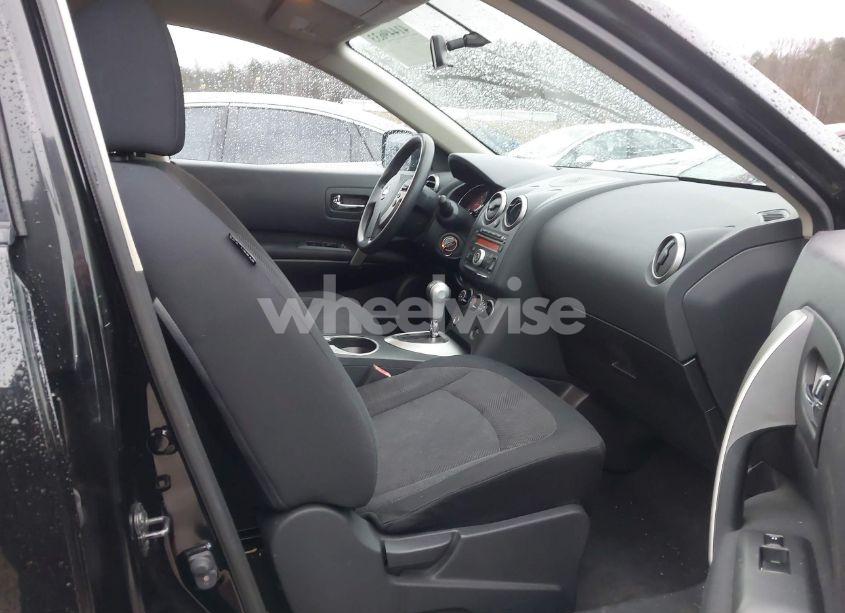 Photo 5 of 2011 Nissan Rogue S (VIN JN8AS5MT3BW562298)