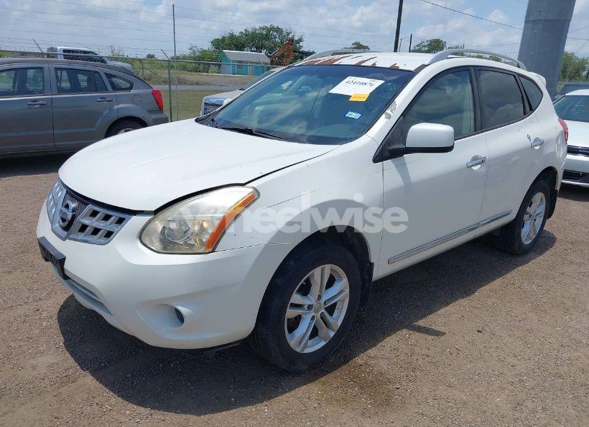 Photo 2 of 2012 Nissan Rogue SV (VIN JN8AS5MT3CW296508)