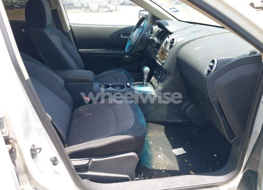 Photo 5 of 2012 Nissan Rogue SV (VIN JN8AS5MT3CW296508)