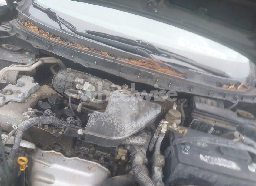 Photo 10 of 2012 Nissan Rogue SV (VIN JN8AS5MT3CW611663)