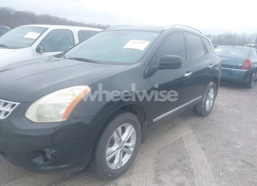 Photo 2 of 2012 Nissan Rogue SV (VIN JN8AS5MT3CW611663)