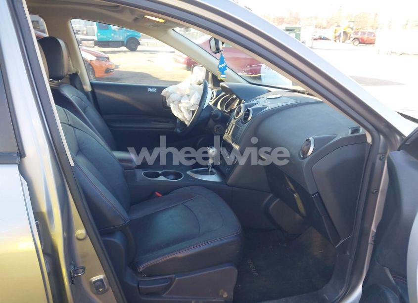 Photo 5 of 2013 Nissan Rogue SV W/SL PKG (VIN JN8AS5MT3DW013249)