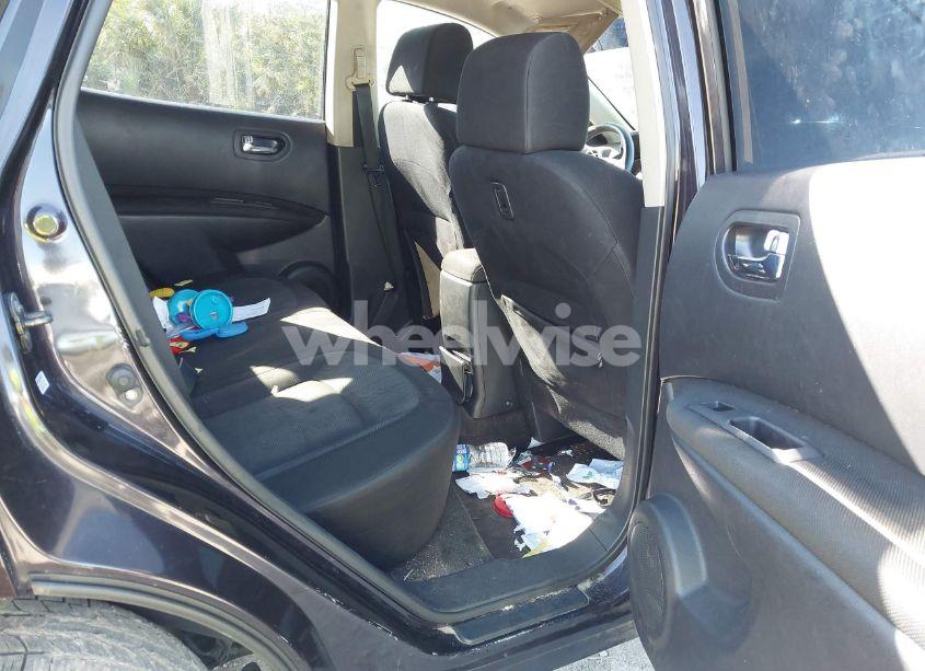 Photo 8 of 2013 Nissan Rogue S (VIN JN8AS5MT3DW025840)