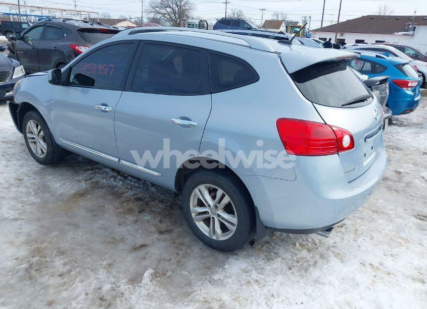 Photo 3 of 2013 Nissan Rogue SV (VIN JN8AS5MT3DW031332)