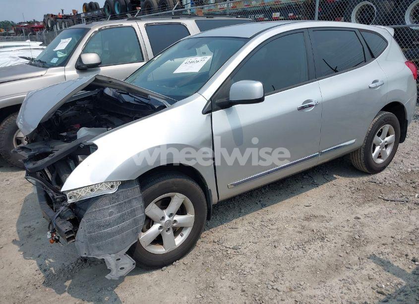 Photo 2 of 2013 Nissan Rogue S (VIN JN8AS5MT3DW042928)