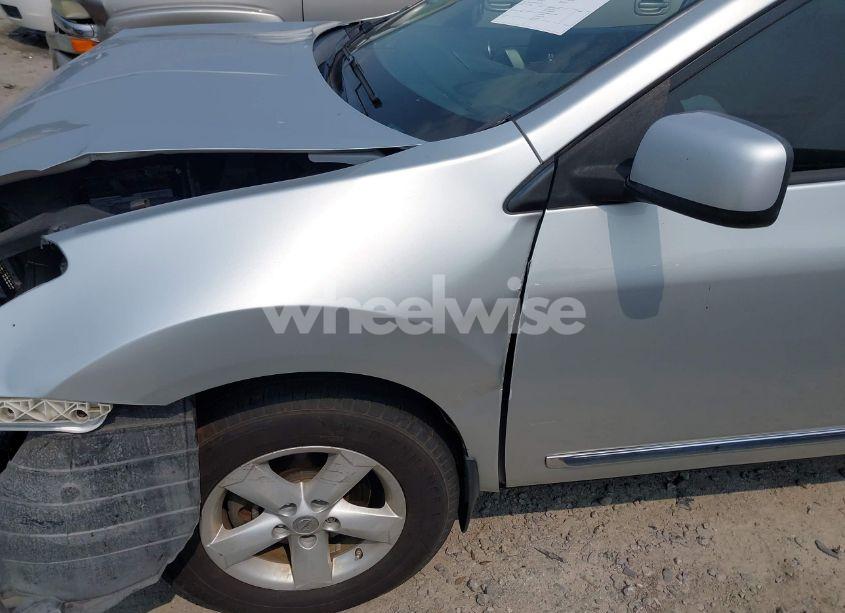 Photo 6 of 2013 Nissan Rogue S (VIN JN8AS5MT3DW042928)