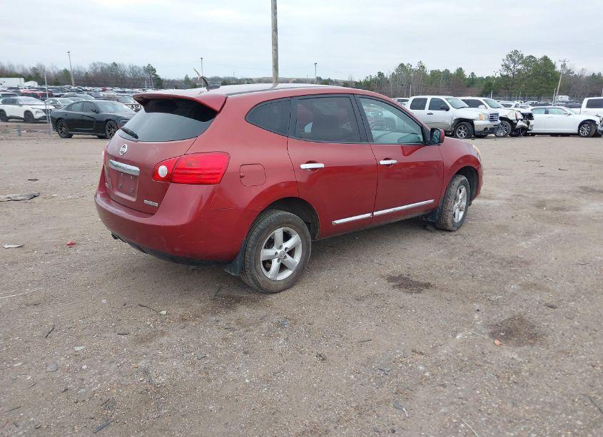 Photo 4 of 2013 Nissan Rogue S (VIN JN8AS5MT3DW524475)
