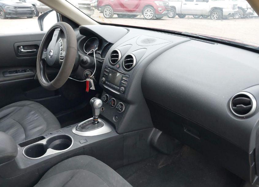 Photo 5 of 2013 Nissan Rogue S (VIN JN8AS5MT3DW524475)