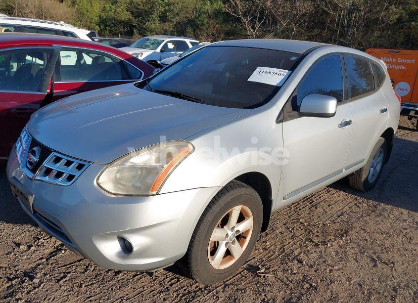 Photo 2 of 2013 Nissan Rogue S (VIN JN8AS5MT3DW538330)