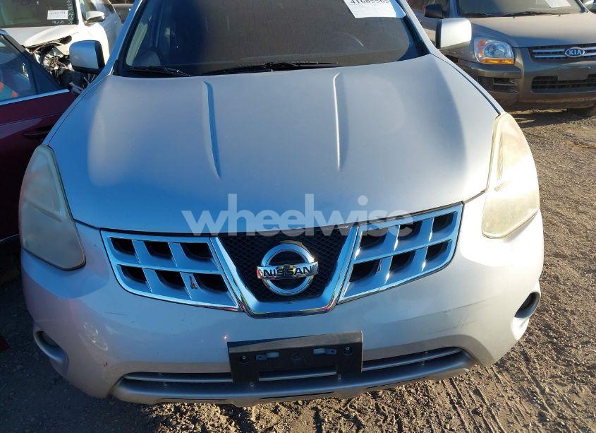 Photo 6 of 2013 Nissan Rogue S (VIN JN8AS5MT3DW538330)