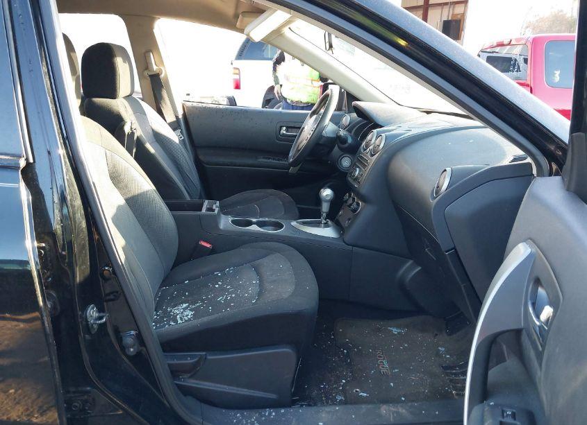 Photo 5 of 2013 Nissan Rogue S (VIN JN8AS5MT3DW542085)