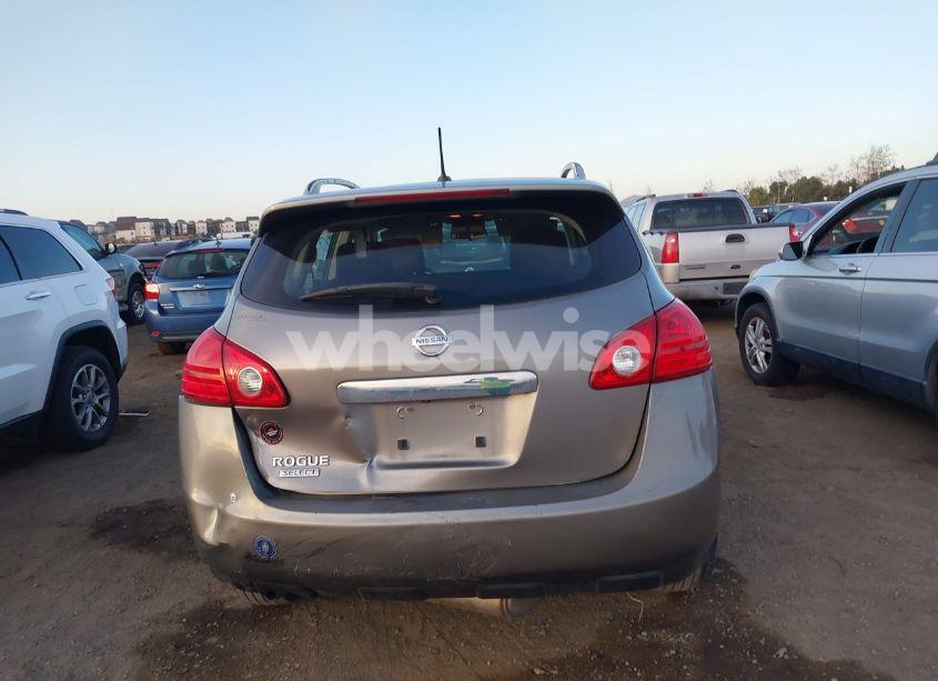 Photo 16 of 2014 Nissan Rogue SELECT S (VIN JN8AS5MT3EW607969)