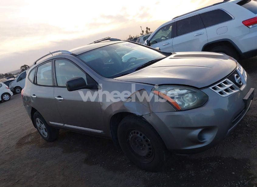 Photo 6 of 2014 Nissan Rogue SELECT S (VIN JN8AS5MT3EW607969)