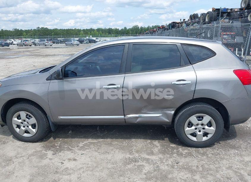 Photo 14 of 2014 Nissan Rogue SELECT S (VIN JN8AS5MT3EW609494)