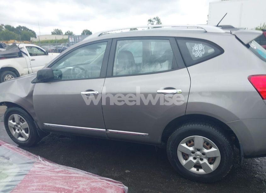 Photo 14 of 2014 Nissan Rogue SELECT S (VIN JN8AS5MT3EW611956)