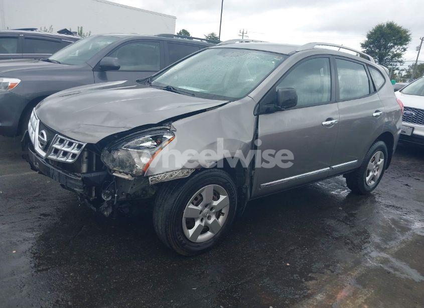 Photo 2 of 2014 Nissan Rogue SELECT S (VIN JN8AS5MT3EW611956)