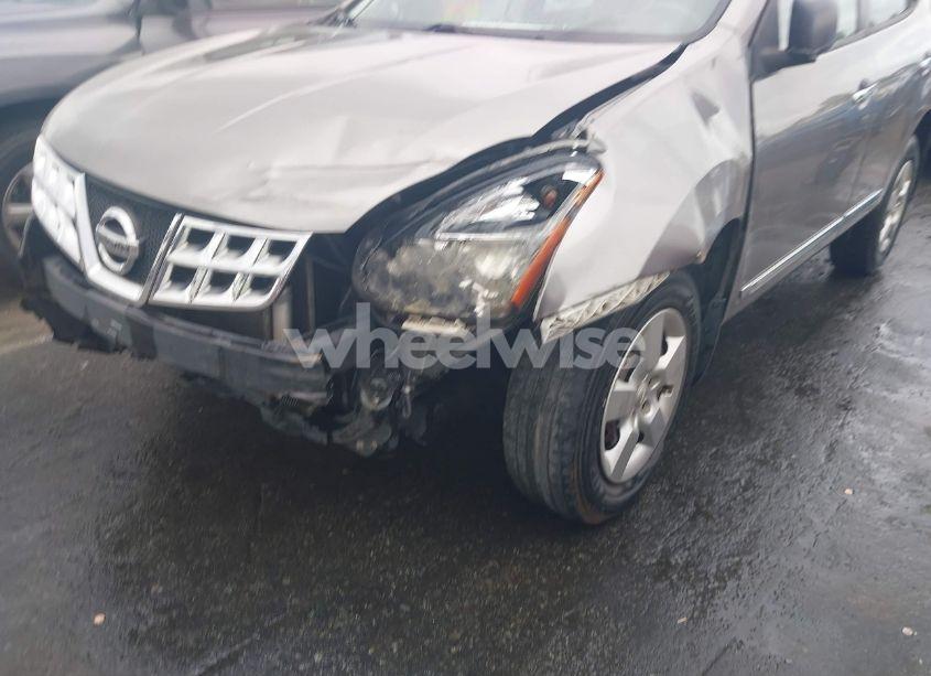 Photo 6 of 2014 Nissan Rogue SELECT S (VIN JN8AS5MT3EW611956)