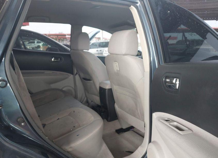 Photo 8 of 2014 Nissan Rogue SELECT S (VIN JN8AS5MT3EW612685)