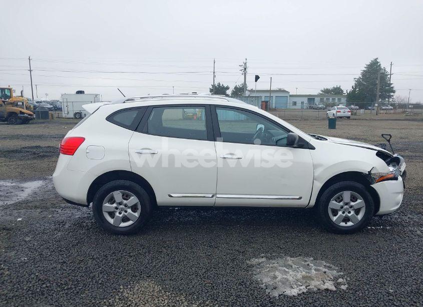 Photo 13 of 2014 Nissan Rogue SELECT S (VIN JN8AS5MT3EW622259)