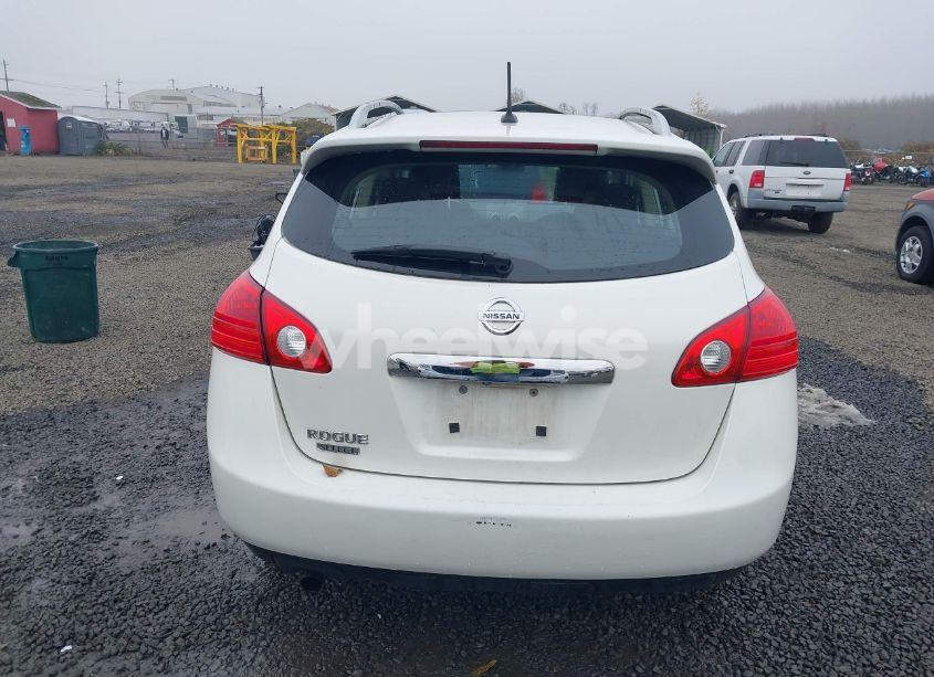 Photo 16 of 2014 Nissan Rogue SELECT S (VIN JN8AS5MT3EW622259)