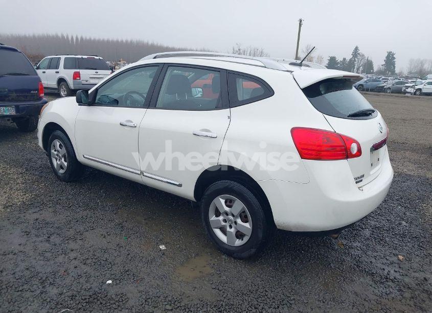 Photo 3 of 2014 Nissan Rogue SELECT S (VIN JN8AS5MT3EW622259)