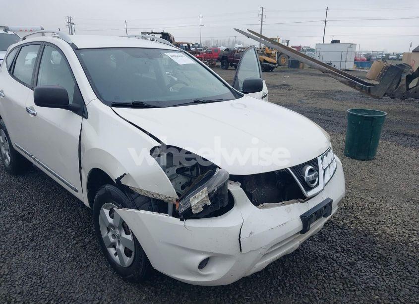 Photo 6 of 2014 Nissan Rogue SELECT S (VIN JN8AS5MT3EW622259)