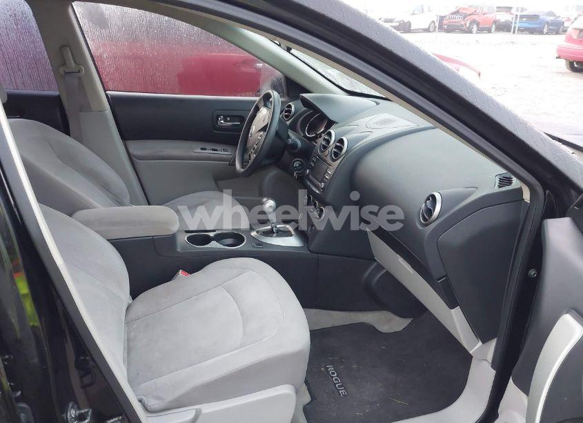 Photo 5 of 2015 Nissan Rogue SELECT S (VIN JN8AS5MT3FW160786)