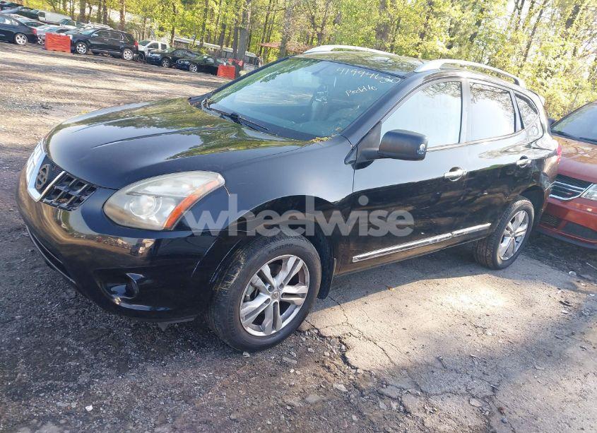 Photo 2 of 2015 Nissan Rogue SELECT S (VIN JN8AS5MT3FW163493)