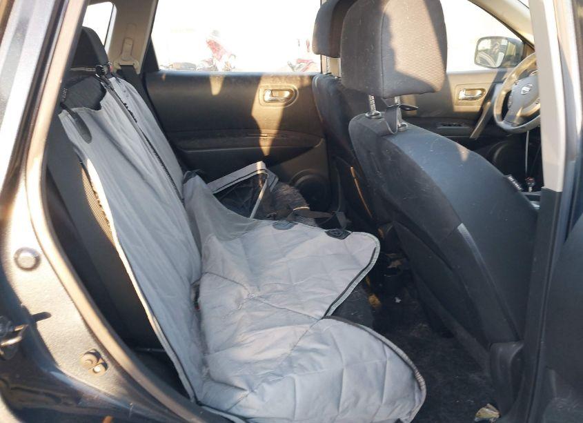 Photo 8 of 2015 Nissan Rogue SELECT S (VIN JN8AS5MT3FW653237)